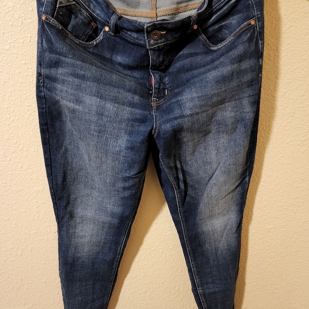 Maurices high rise super skinny size 20w